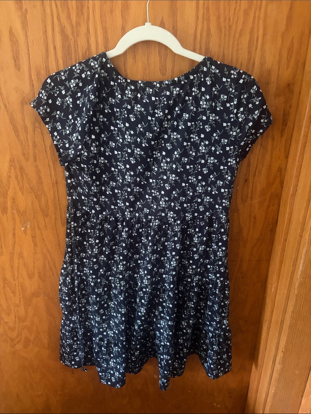 Hollister Navy Floral Wrap-Style Short Sleeve Mini Dress with Side Tie Medium - Picture 5 of 8